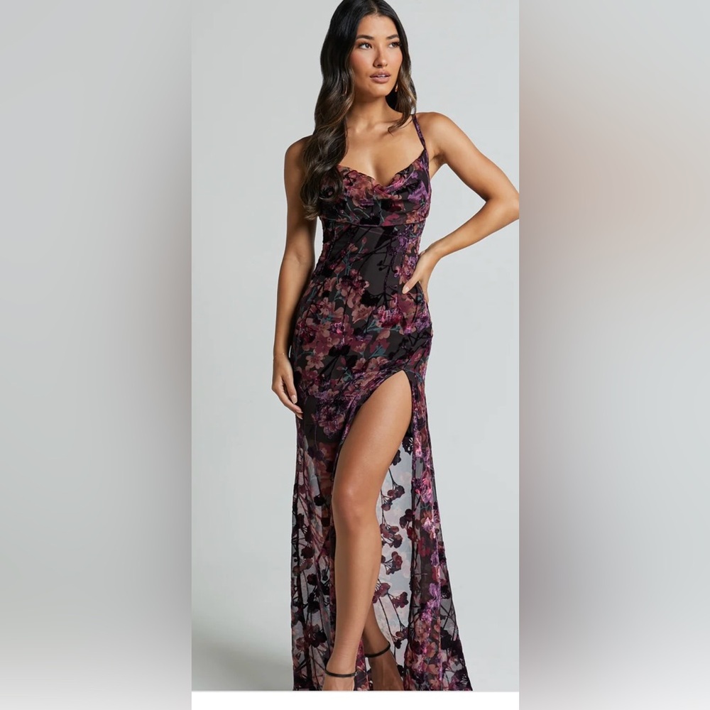 SHOWPO ALETTA MAXI DRESS
Cowl Cross Back Dress in Aletta Burn Out Floral